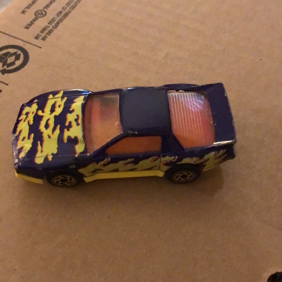 Matchbox Pontiac Firebird Racer - Picture 3 of 7